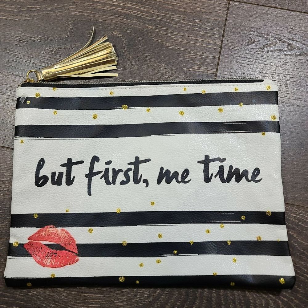 Makeup bag NWOT